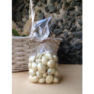 Миндаль в белой глазури/ 200 г