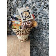 Корзина подарочная «Вкусно без сахара»